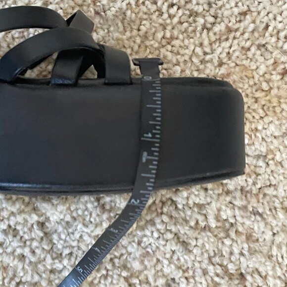 Platform Strappy Sandals - Picture 5 of 6
